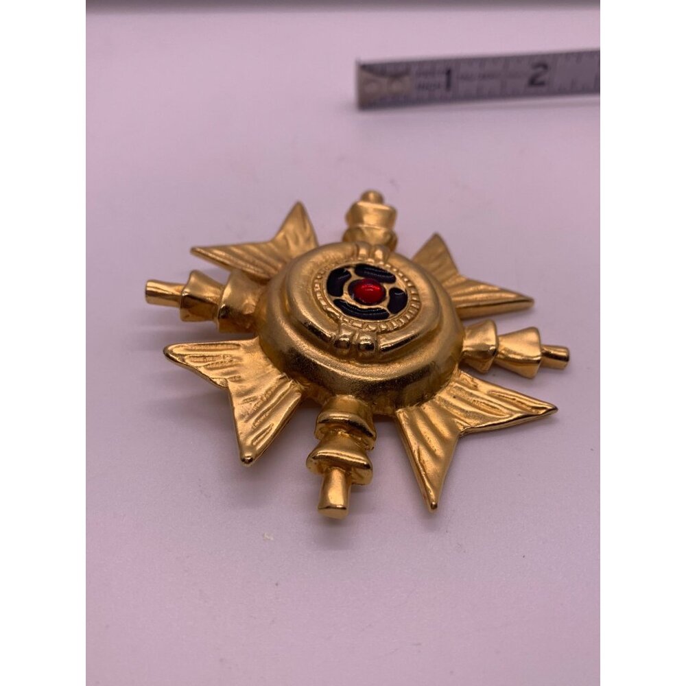 Maltese Cross (Mma?) Unique Gold Tone Center Rhinestone Black Enamel Brooch 2072 View 4